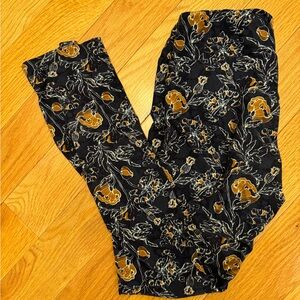 LulaRoe one size leggings- navy, brown and white- barely worn